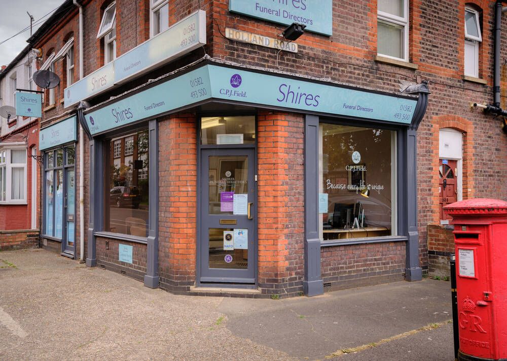 CPJ Field Luton 05 JH